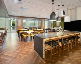 Fairfield by Marriott Inn & Suites Orlando at Millenia - Orlando - Restaurant