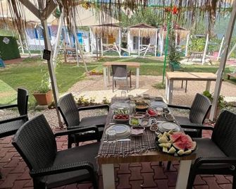 Zeyos Lodge Hotel&restaurant - Kumluca