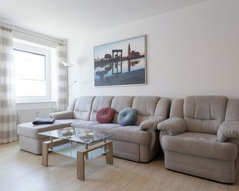 Ferienwohnung Batteriestrasse - Bremerhaven - Wohnzimmer