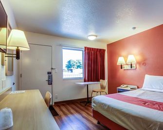 Motel 6 Grants Pass - Grants Pass - Ložnice