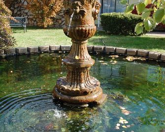 Golden Manor Inn & Suites - Muldraugh