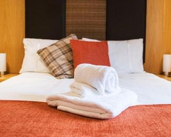 أردينان هاوس هوتل - إينفروري - غرفة نوم