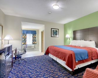 Rodeway Inn & Suites Ithaca South - Ítaca - Quarto