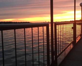 Anchor Motel - Niagara Falls - Balkon