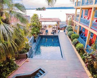 Hotel Casona de La Isla - Flores - Pool