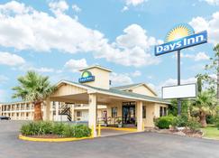 Days Inn by Wyndham Snyder - Snyder - Gebouw