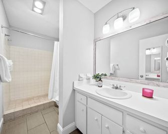 Bayview Apartments By Lowkl - Fort Lauderdale - Bagno