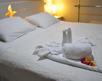 بوزادا ألاموا - فرناندو دي نورونا - غرفة نوم