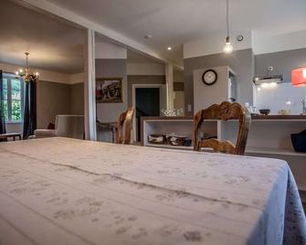 Le Logis de Céline - Cajarc - Eetruimte