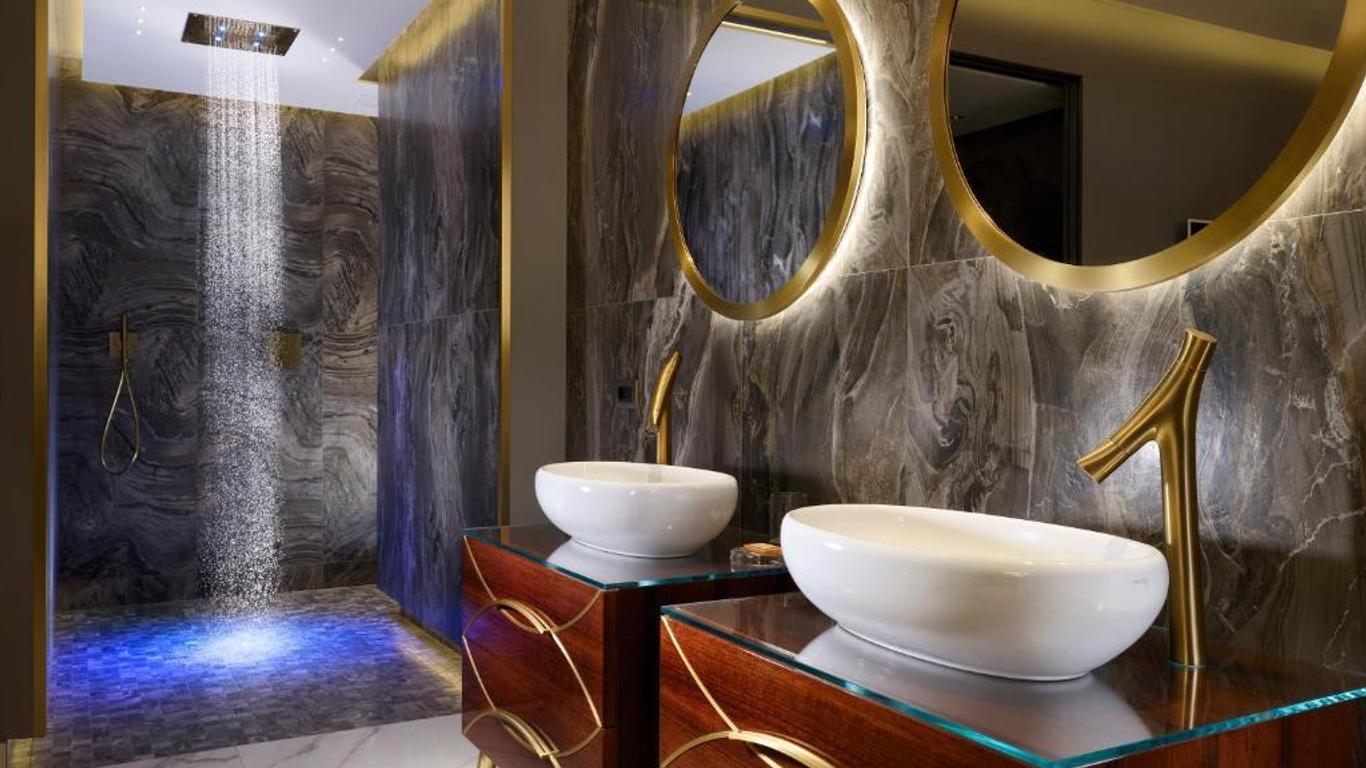 ريفا دل سولي ريزورت آند سبا