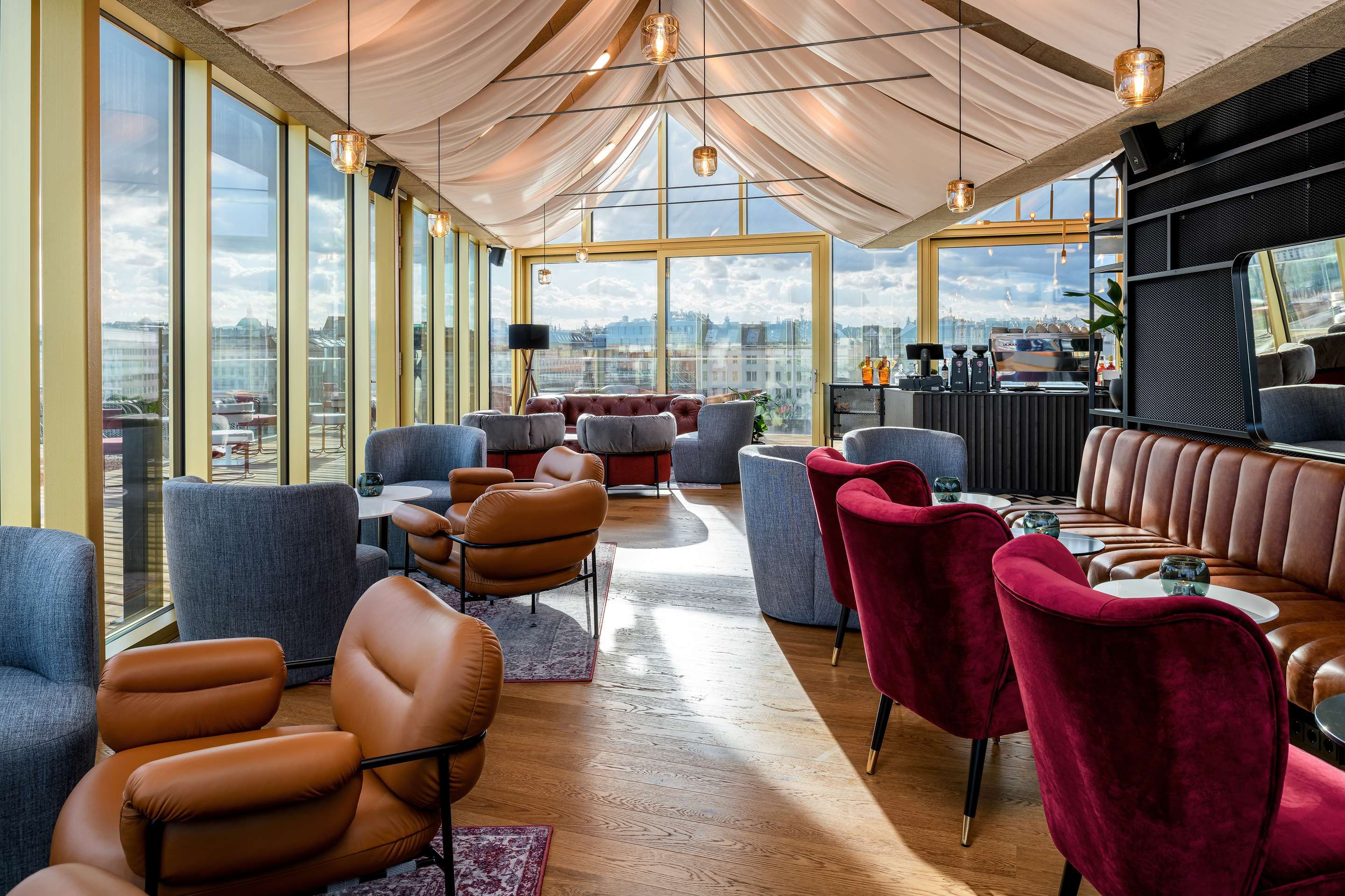 Lounge view of Radisson Red Hotel, Vienna