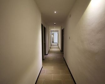 Place2Stay - Chinatown - Kuching - Hallway