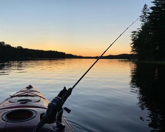 Muskoka Cabin Skating Tubing Snowshoeing Pool Table Hot Tub - Huntsville