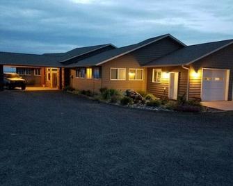 Quiet Country Retreat - Lewiston - Building