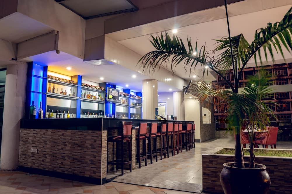 Peacock Hotel - דר א-סאלאם - בר