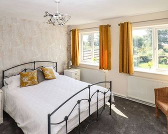 8 Heatons Bridge Road - Ormskirk - Спальня