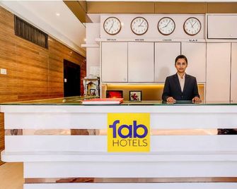 Fabhotel Abrol Suites - Bombay - Recepción