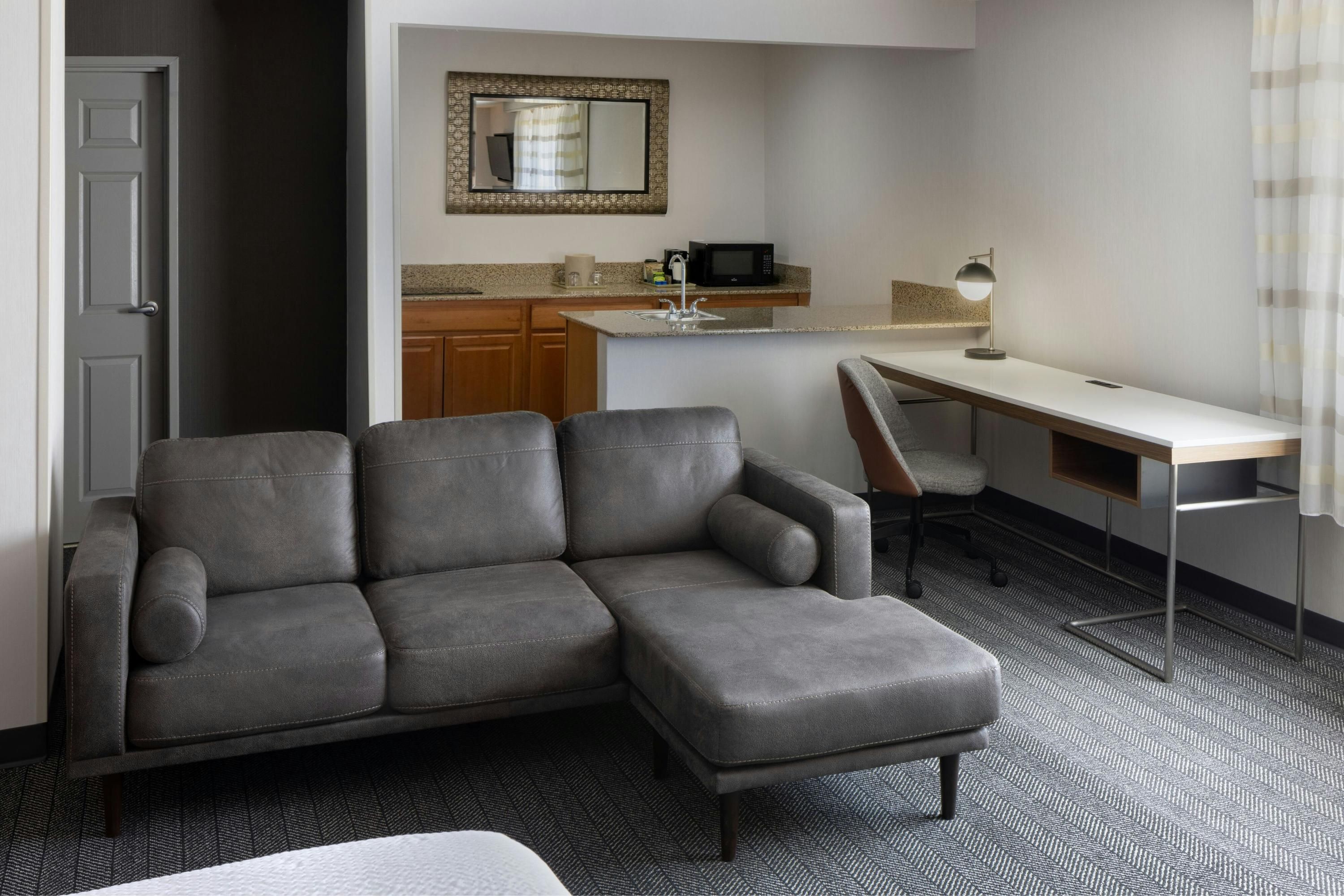 Courtyard by Marriott Santa Fe - סנטה פה - סלון