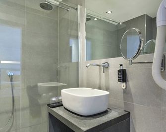 Hôtel Aqua by HappyCulture - Brussels - Bathroom