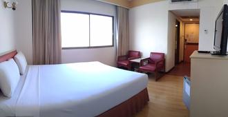 Sakura Hotel - האט יאי - חדר שינה