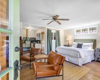 Cute One Room Cottage In Sonoma- Includes Wine Tasting Passport - Sonoma - Bedroom