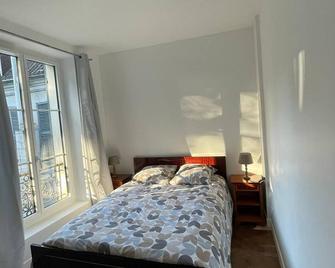 Likehome - Grande Maison Conviviale Pour Groupe Proche Paris - Villiers-le-Bel - Chambre