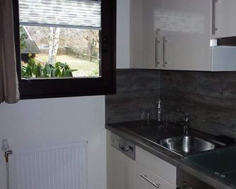 Holiday house 'Rehberg' - cottage, shower, toilet, 2 bedrooms - Leinsweiler - Küche