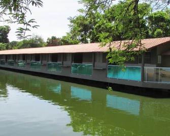 Resort Hotel Atlantic City Náutico Clube - Teresina - Pool