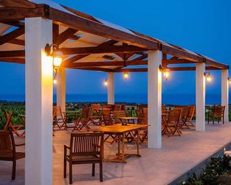 Agriturismo alle Riserve Cavagrande - Avola - Innenhof