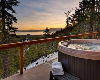 Heavenly Ski-Out Luxurious Condo! - Kingsbury - Varanda