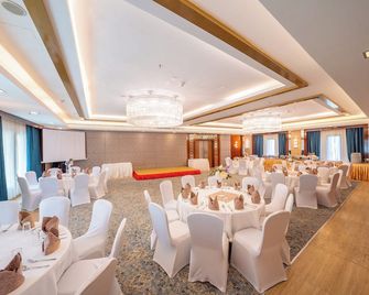 Landmark Grand Hotel - Dubái - Sala de banquetes