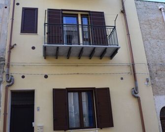 Casa Vacanze Del Golfo - Castellammare del Golfo - Building