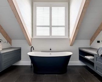 Linnaeus Farm, Berry - by Linnaeus Collection - Berry