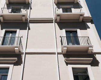 Sirenuse Suites Boutique Aparthotel Rta - Taranto - Building