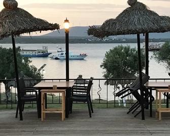 Red's Bungalow - Altinkum - Balcony