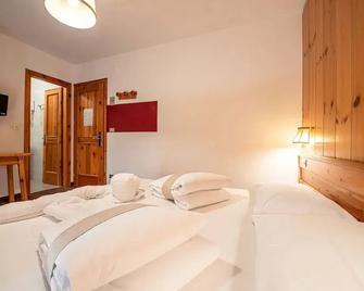 Villa Ruggero Wine Hotel - Campitello di Fassa - Ložnice