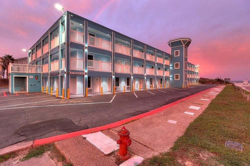 Seaside Boutique Hotel, Waves At Your Doorstep - Port Aransas - Edificio