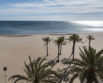 Apolo, 5-- 30 - Cullera - Strand