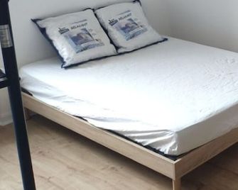 Appartements simples et fonctionnels - Памє