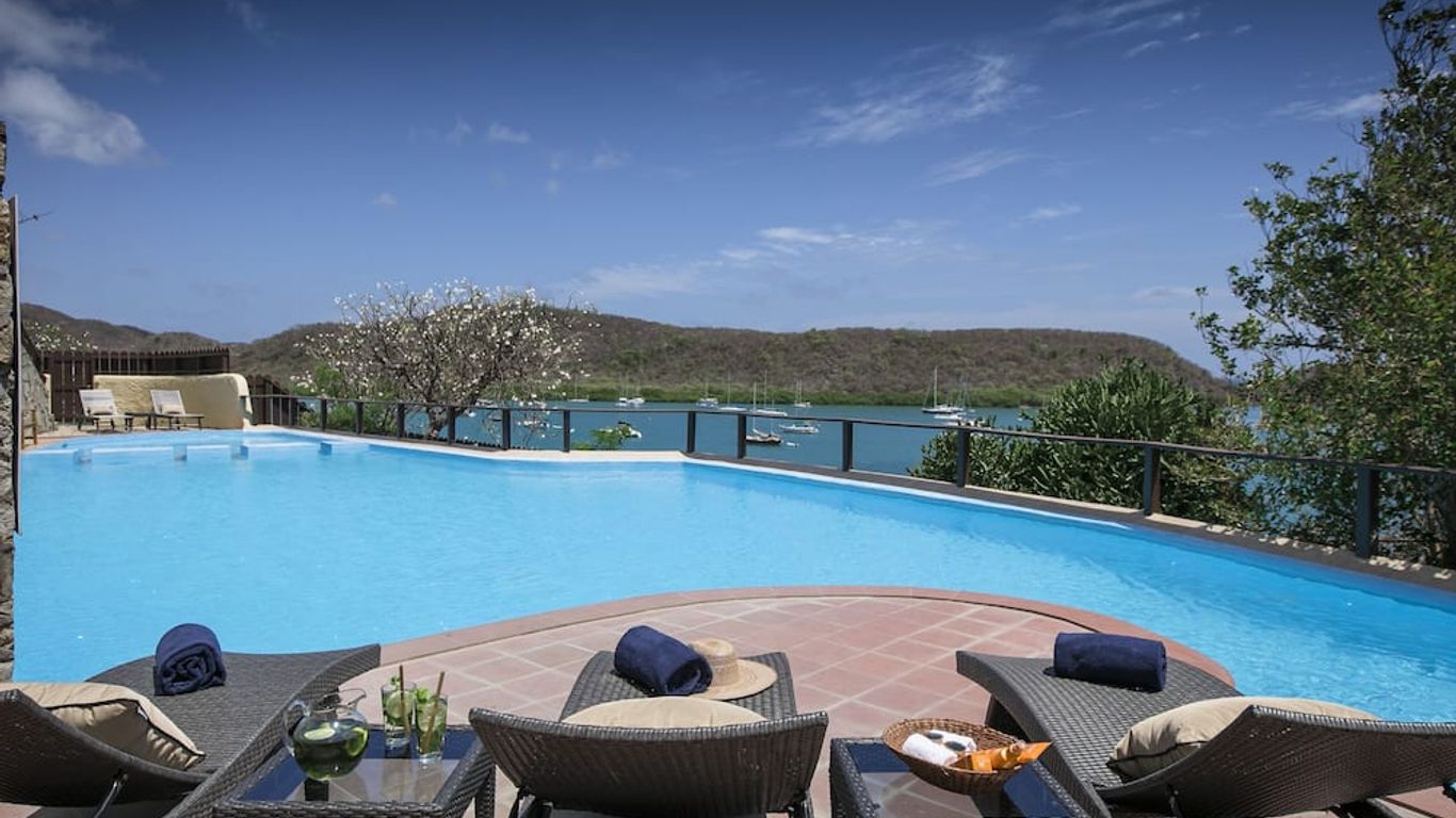 Secret Harbour Boutique Hotel and Marina