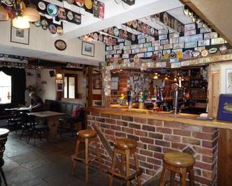 高地大道旅館 - 彭里斯 - 酒吧