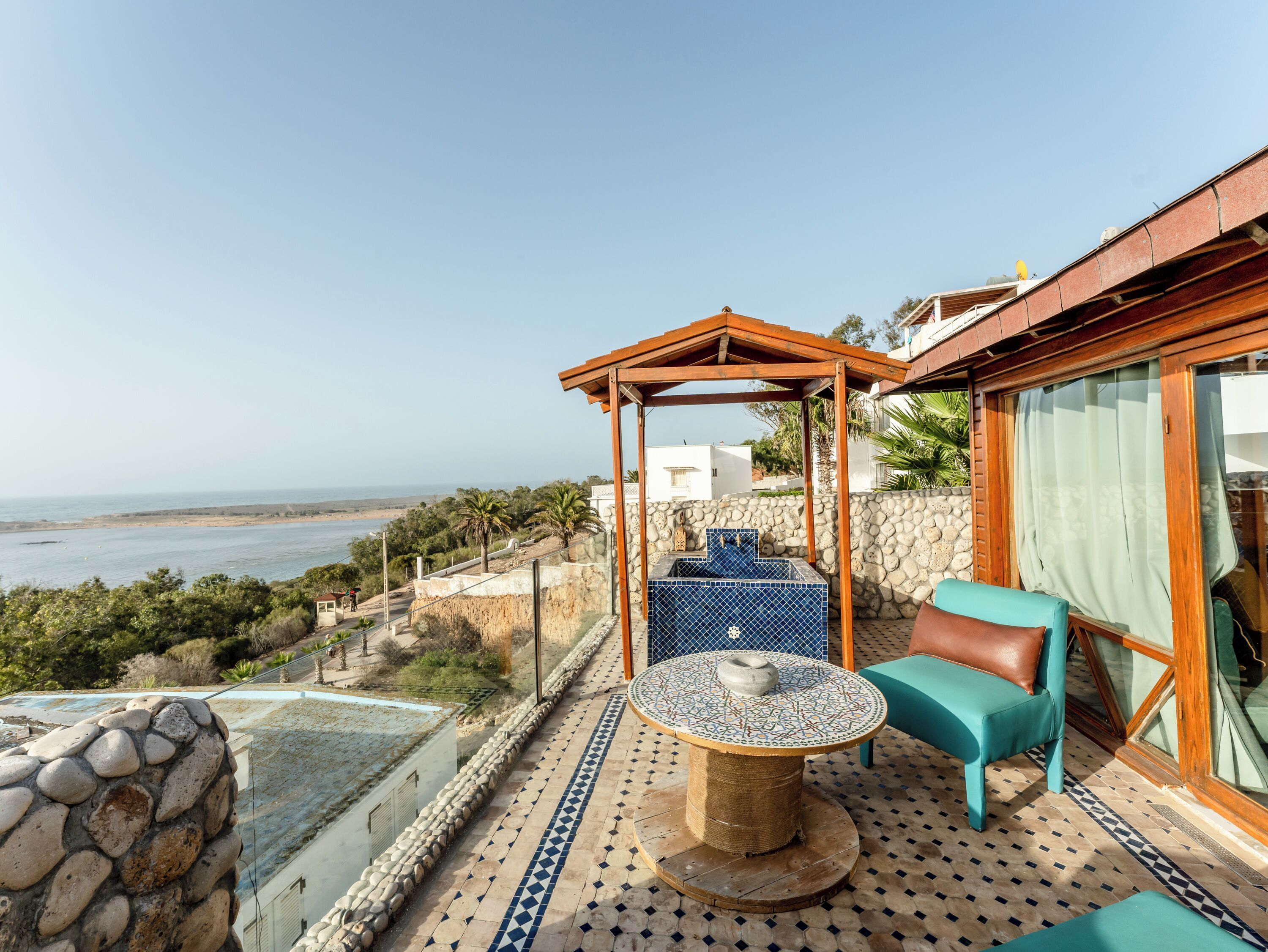 Chateau Eden El Rouh