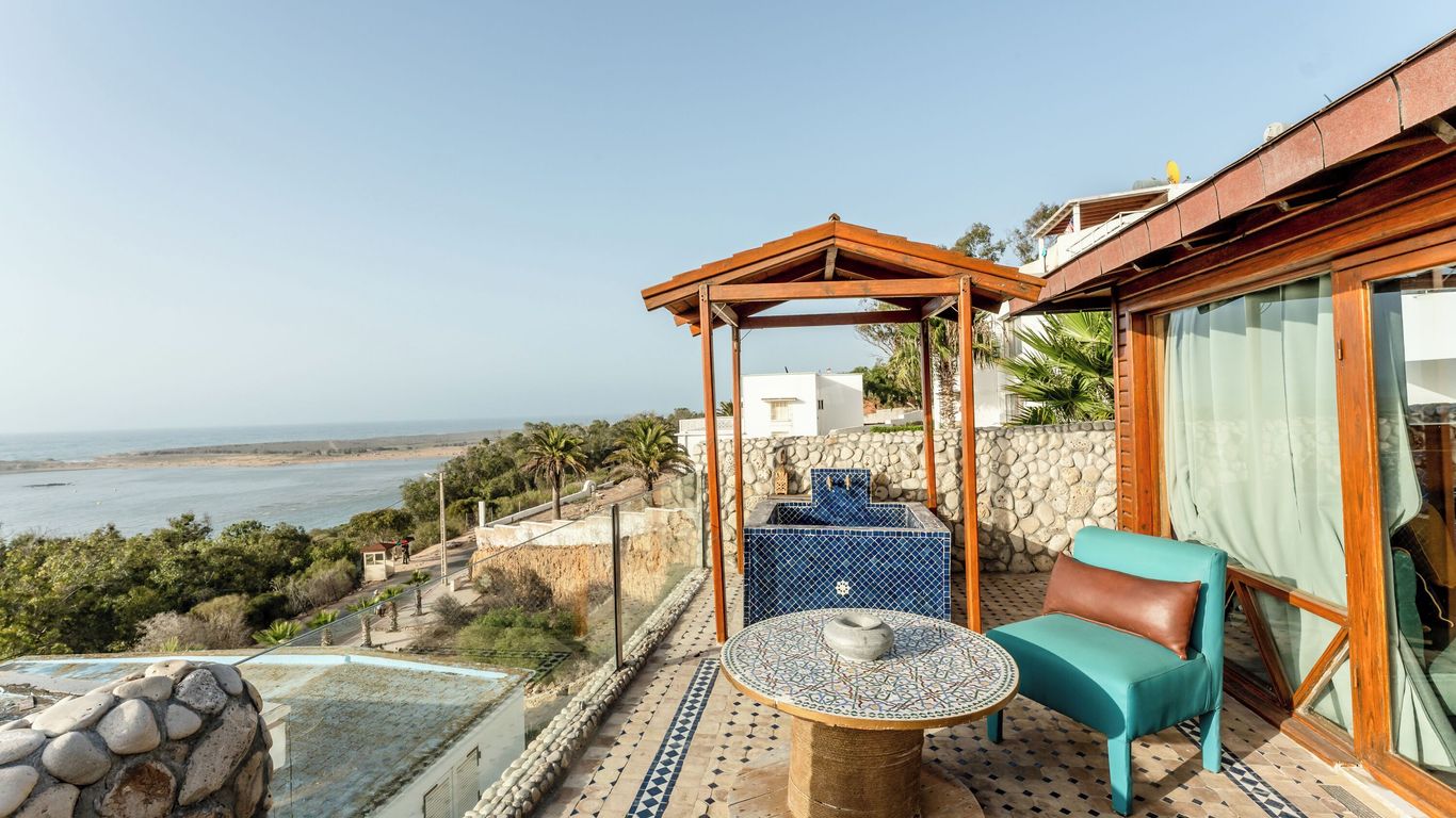 Chateau Eden El Rouh