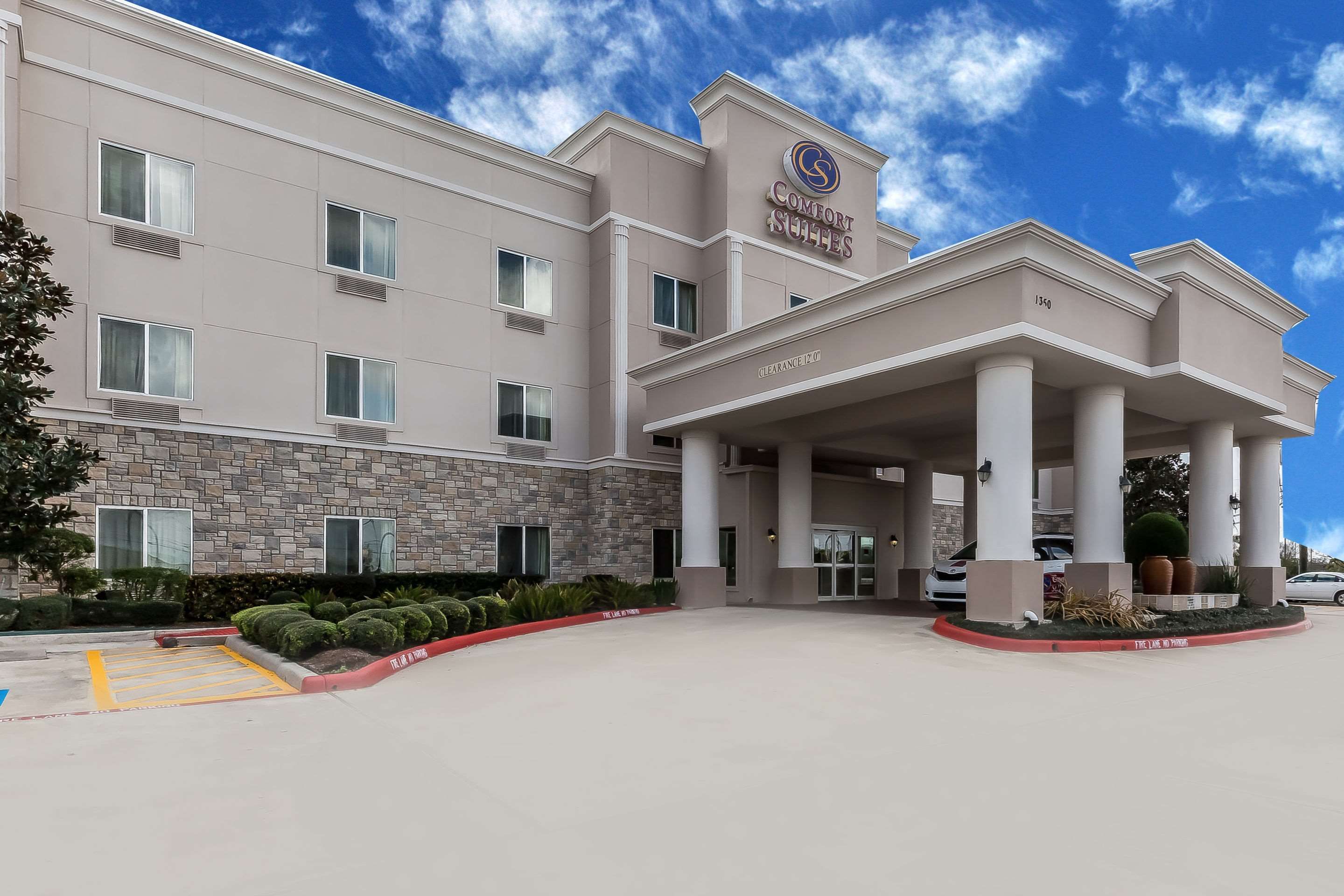 Comfort Suites Houston Iah Airport Beltway 8 71 9 2