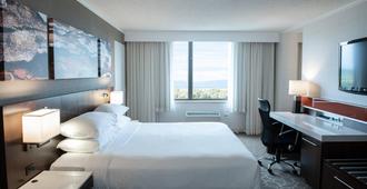 Delta Hotels by Marriott Saguenay Conference Centre - Saguenay - Bedroom