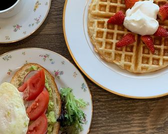 The Wicker Park Inn - Chicago