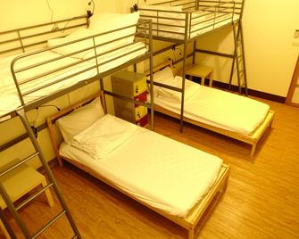 Chiayi Petite Hostel - Chiayi City - Bedroom