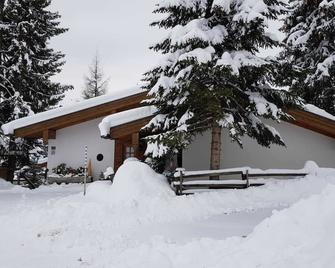Idyllic apartment in Königsleiten, centrally located close to the lift - Königsleiten - Budova