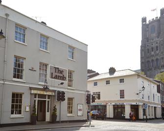 Lamb Hotel By Greene King Inns - Ely - Building