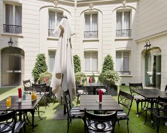 Elysees Union Hotel - Paris - Patio